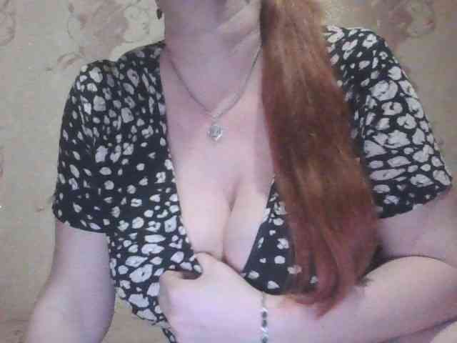 MissieLorrie webcam