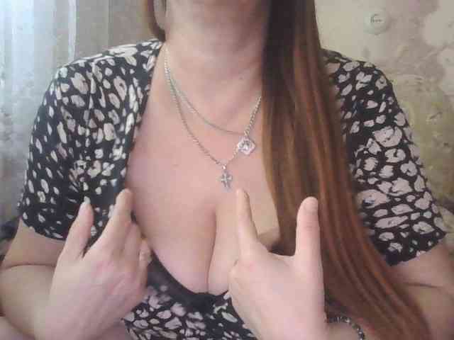 MissieLorrie webcam