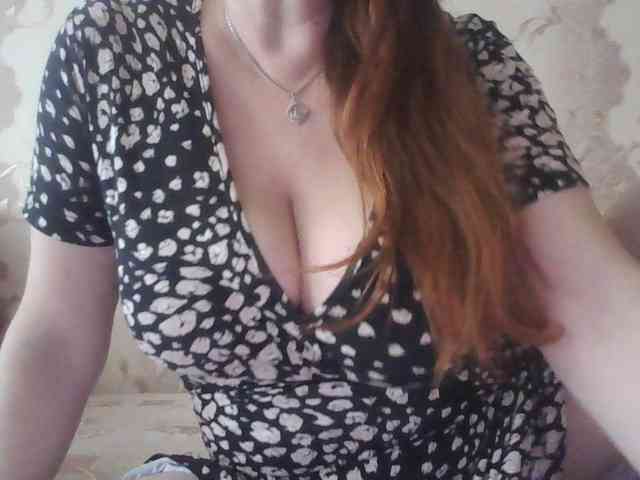 MissieLorrie webcam