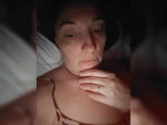 MissieLorrie webcam
