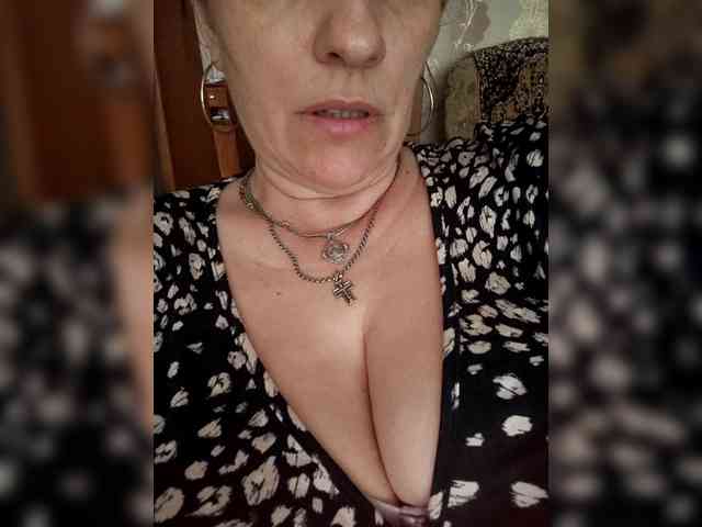 MissieLorrie webcam