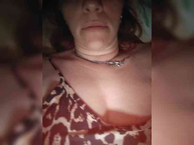 MissieLorrie webcam