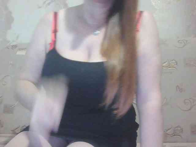 MissieLorrie webcam