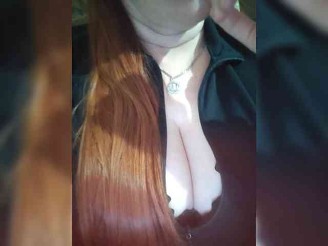 MissieLorrie webcam
