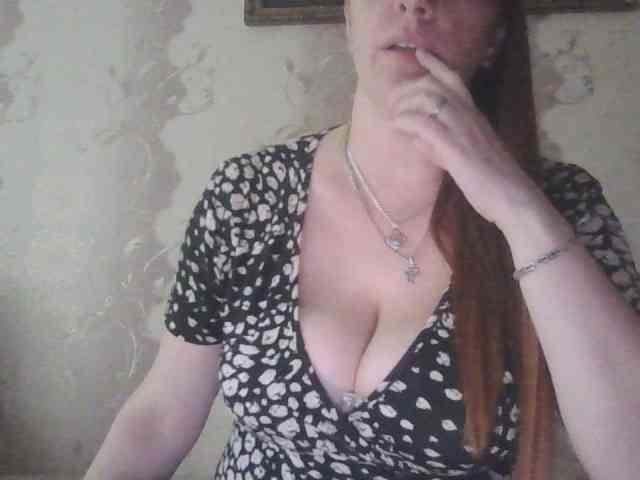 MissieLorrie webcam