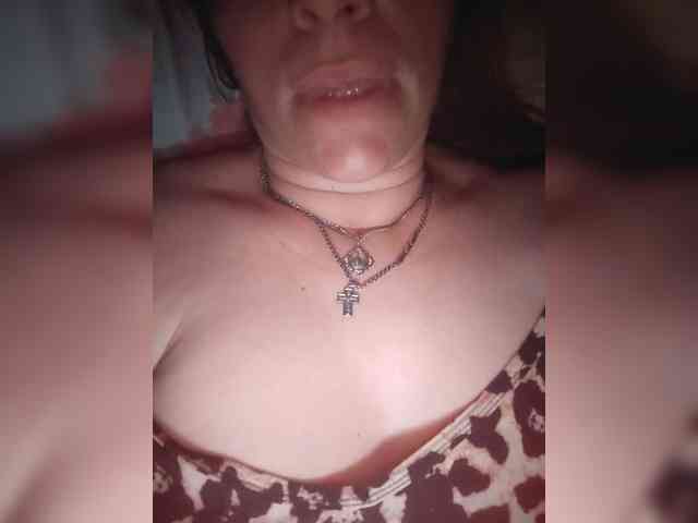 MissieLorrie webcam