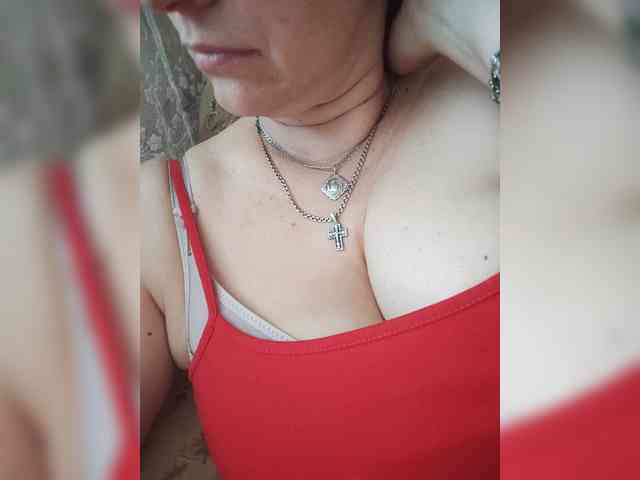 MissieLorrie webcam