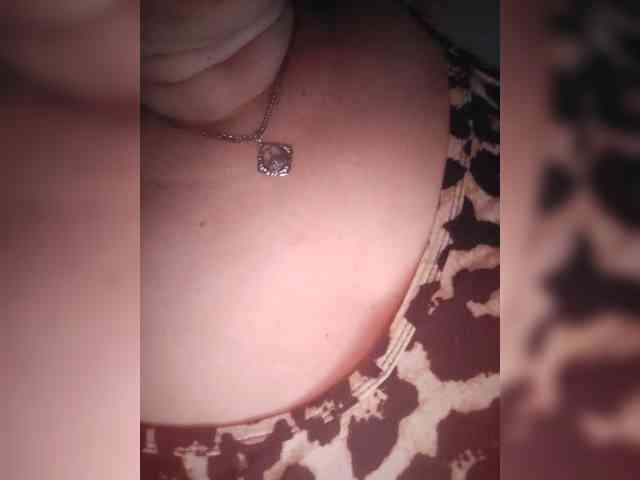MissieLorrie webcam