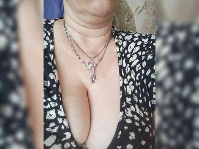 MissieLorrie webcam