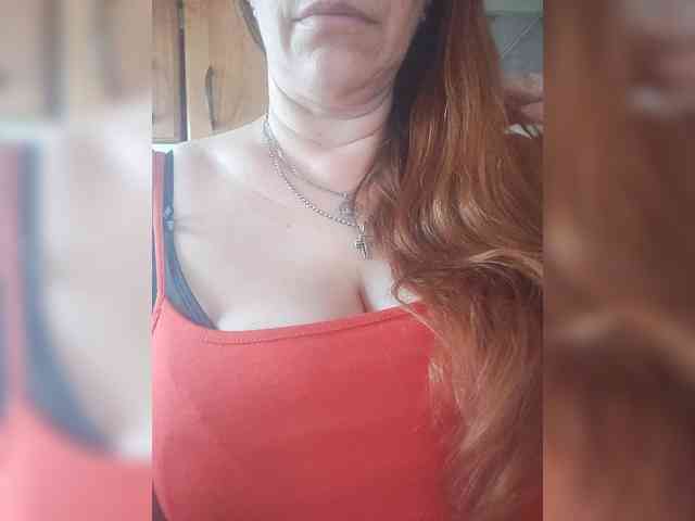 MissieLorrie webcam