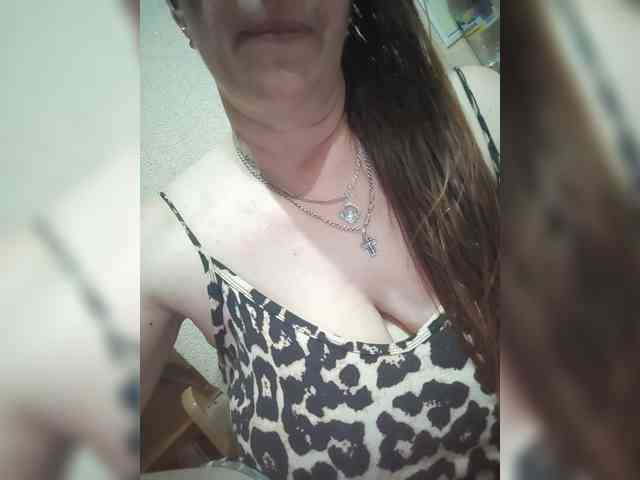 MissieLorrie webcam