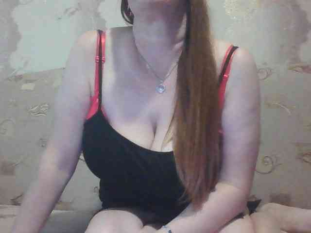 MissieLorrie webcam
