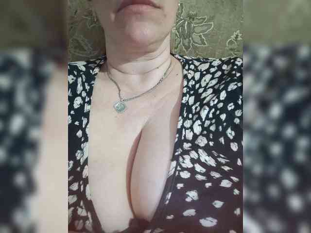 MissieLorrie webcam