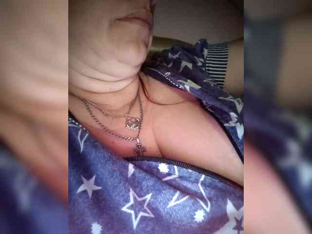 MissieLorrie webcam