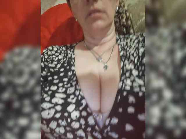 MissieLorrie webcam