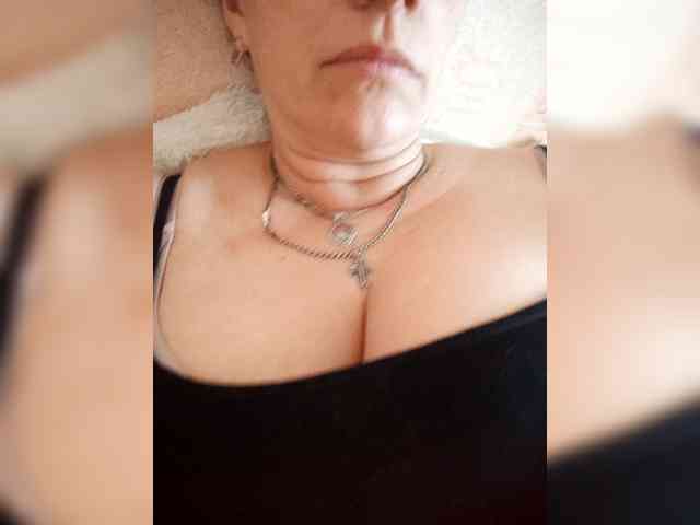 MissieLorrie webcam