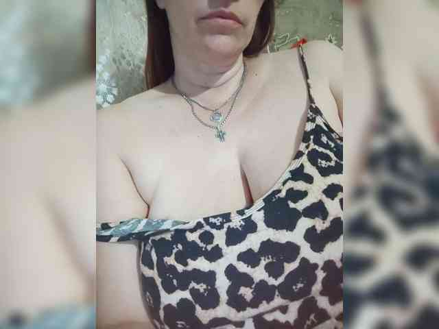 MissieLorrie webcam