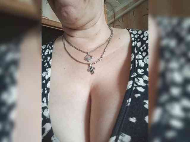 MissieLorrie webcam