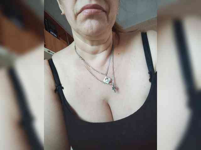 MissieLorrie webcam