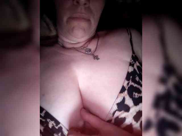 MissieLorrie webcam
