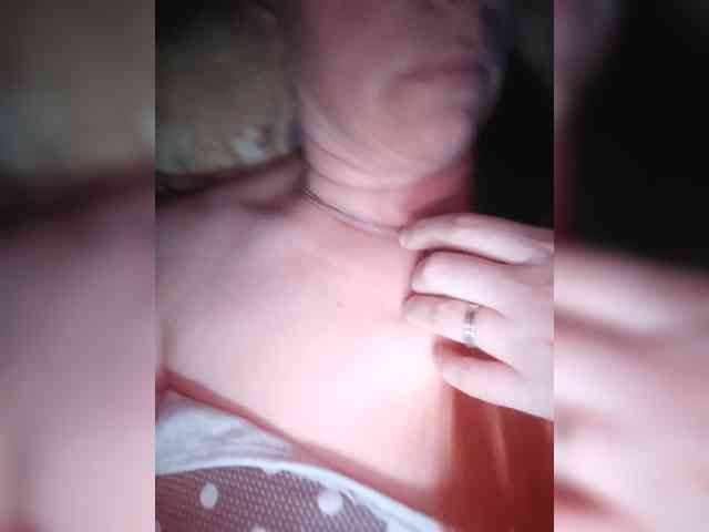 MissieLorrie webcam