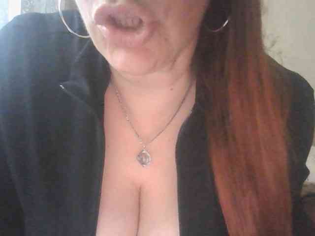 MissieLorrie webcam
