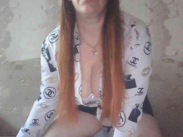 MissieLorrie webcam