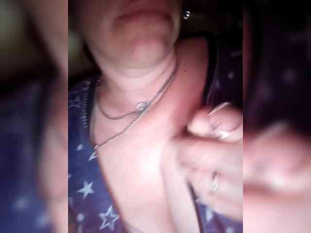 MissieLorrie webcam