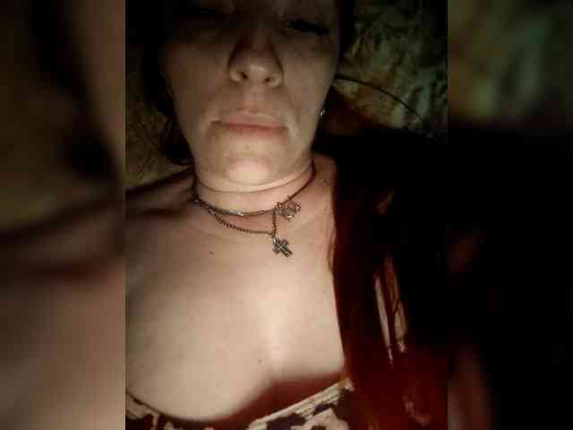 MissieLorrie webcam