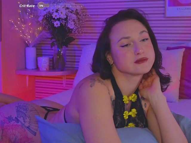Lillii live cam on BongaCams