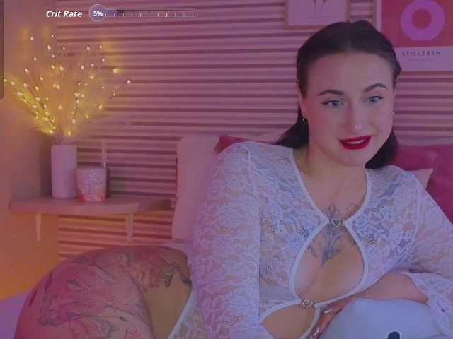 Lillii's BongaCams show and profile