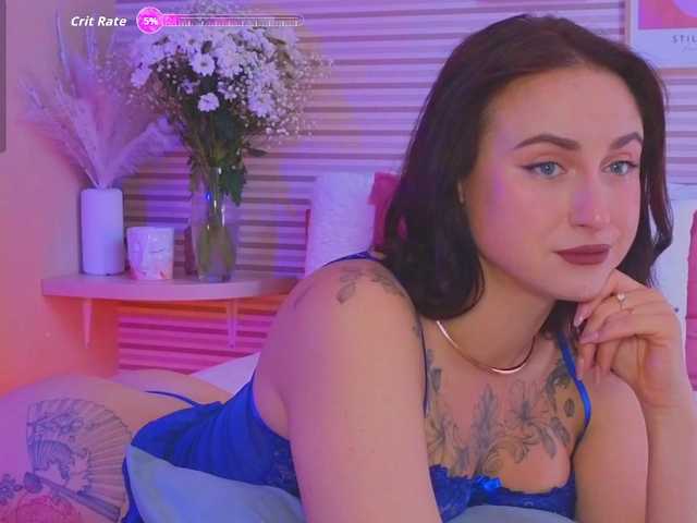 Lillii live cam on BongaCams