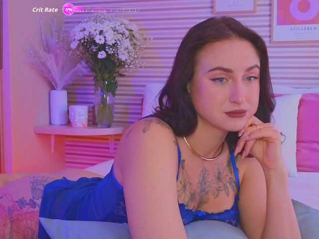 Lillii live cam on BongaCams