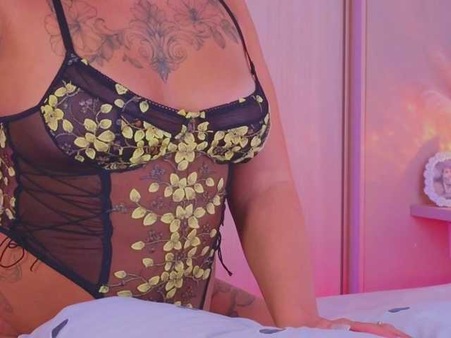 Lillii live cam preview