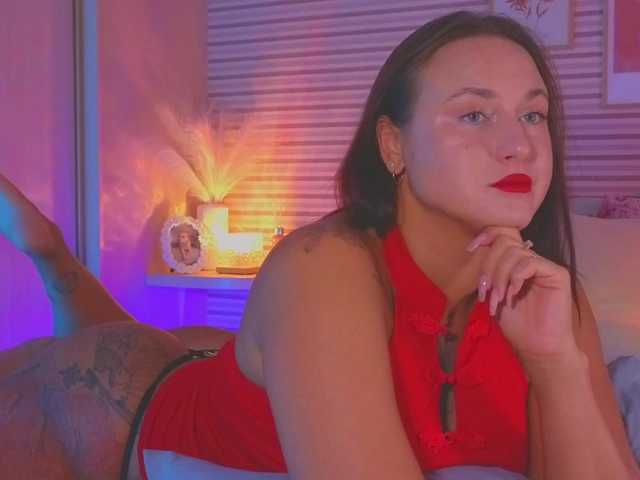 Lillii live cam