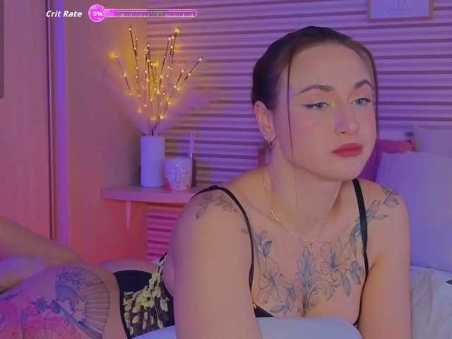 Lillii's BongaCams show and profile