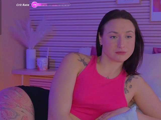 Lillii's BongaCams show and profile