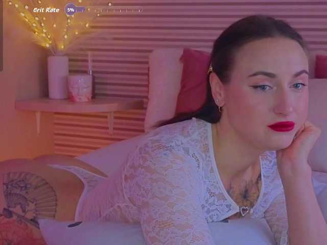 Lillii's BongaCams show and profile