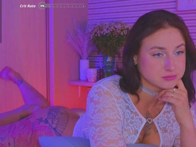 Lillii live cam on BongaCams