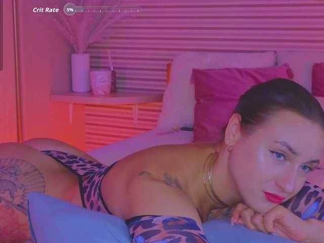 Lillii live cam on BongaCams