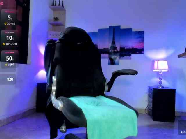 NaughtyCharly1