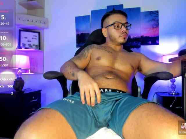 NaughtyCharly1