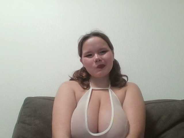 QueenTina live cam preview