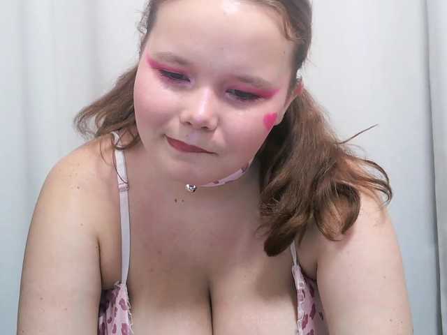QueenTina live cam on BongaCams