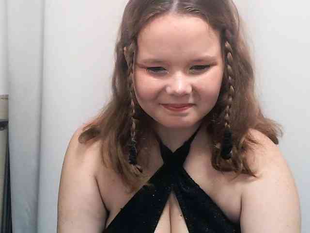 QueenTina webcam