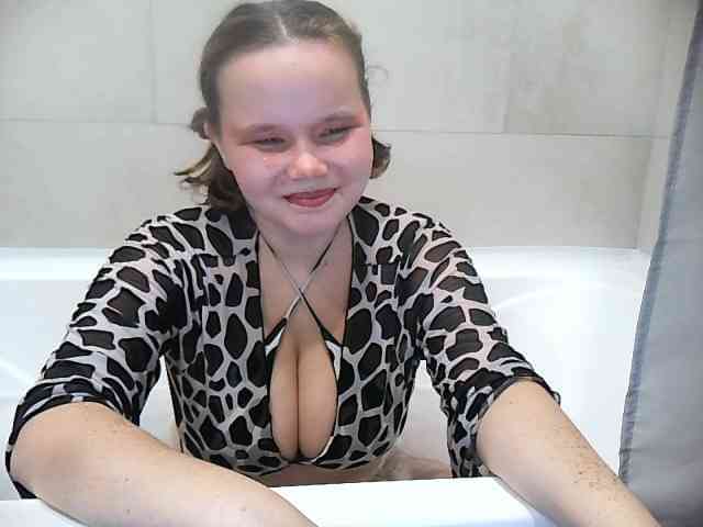 Modelo: QueenTina