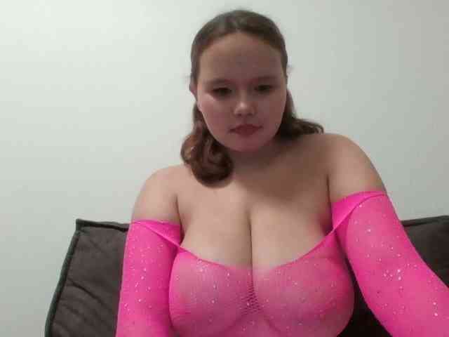 QueenTina webcam