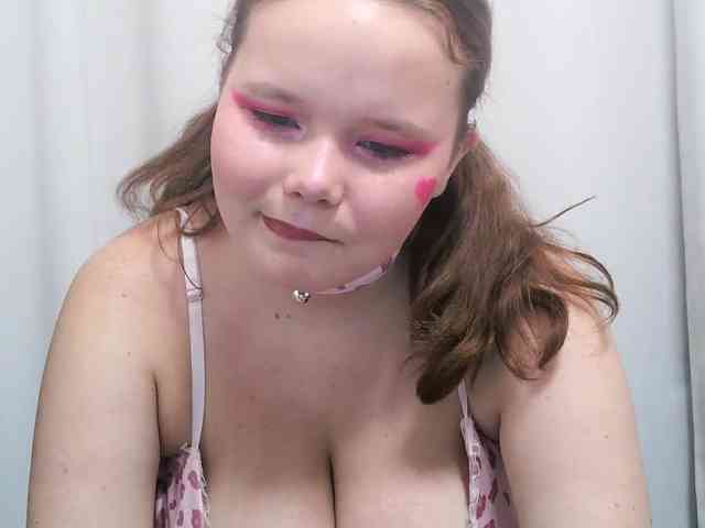 QueenTina webcam