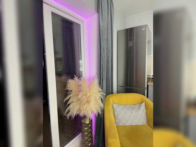 Lunesa live cam on BongaCams