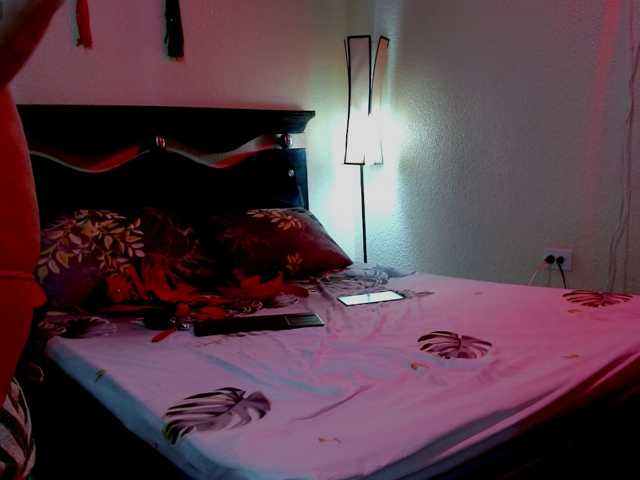 josephinemiller live cam on BongaCams